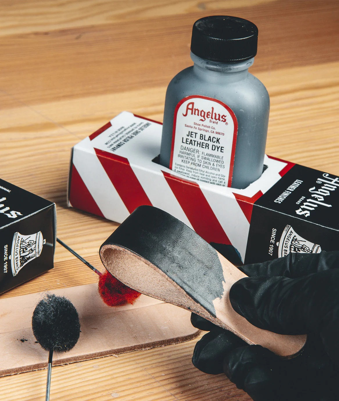 Craftools – Guys And Dolls Shoe Care